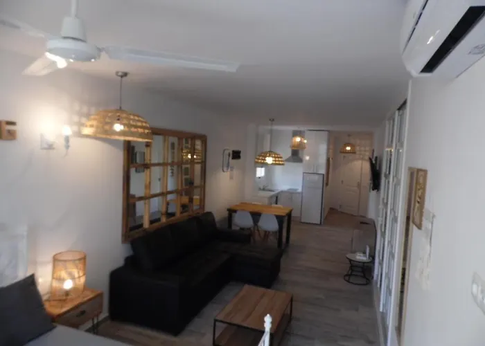 Alquilaeasy San Enrique Apartament Torremolinos