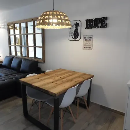 Apartmán Alquilaeasy San Enrique *