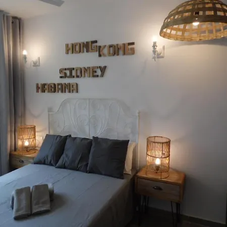 Alquilaeasy San Enrique Apartmán Torremolinos